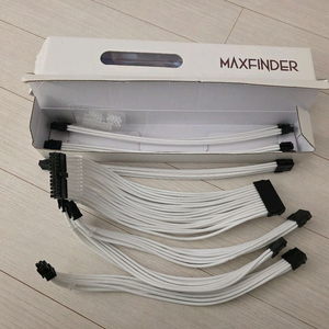 맥스파인더 프리미엄 튜닝 케이블 (화이트) 팝니다.