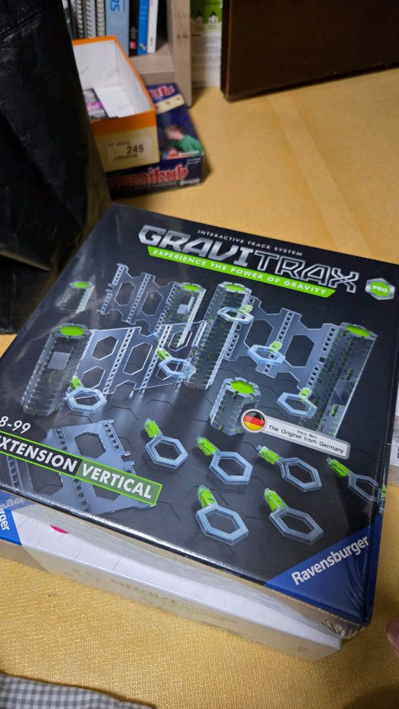 애들 과학 수학 계산 보드 게임 GraviTrax 세트로 판매합니다.--1