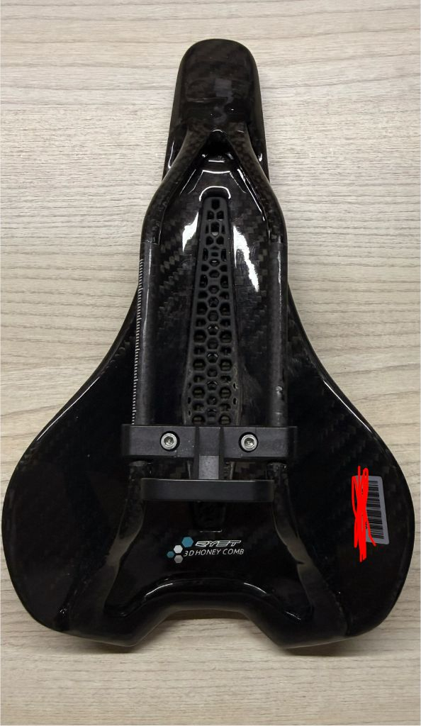 RYET 3D카본안장--1