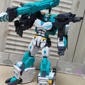 메탈카드봇 머슬하이드