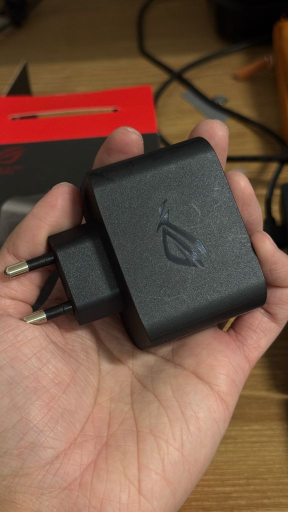 ASUS ROG Gaming Charger Dock 에이수스 충전 게이밍 독 이미지