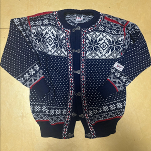 데일리 오브 노르웨이 가디건 스웨터 100L