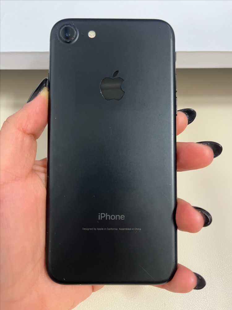 아이폰7 32G 블랙 A급--1