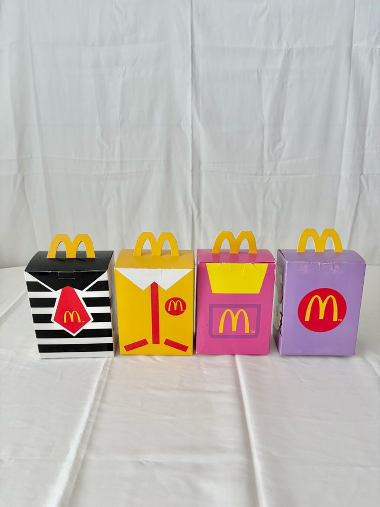 맥도날드 해피밀 헬로키티 빈티지 인형 세트 이미지