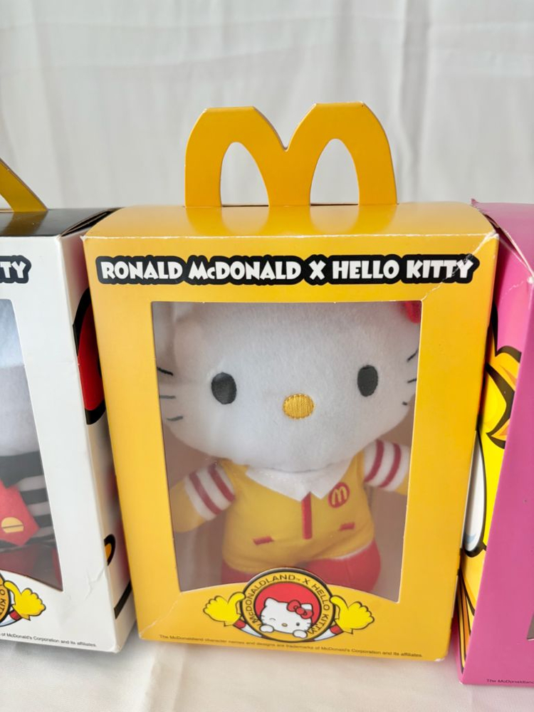 맥도날드 해피밀 헬로키티 빈티지 인형 세트 이미지
