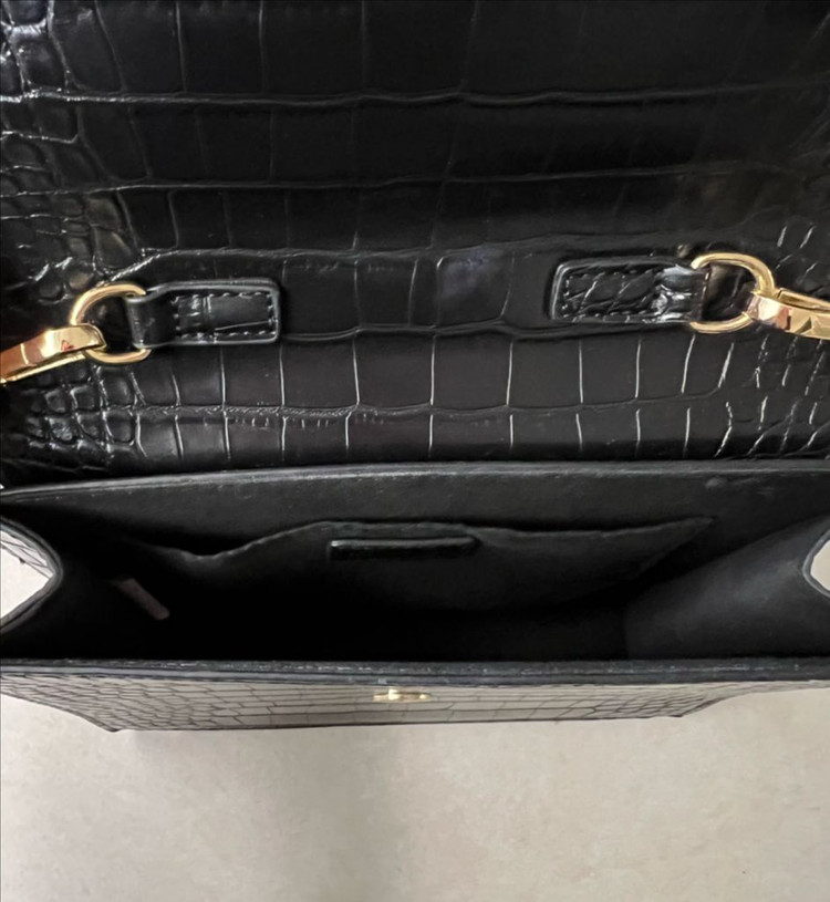 심플한 블랙 크로커패턴 미니 토트 겸 숄더백 이미지