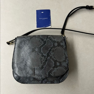 레베카밍코프 뱀피무늬 가죽 숄더&크로스백 이미지