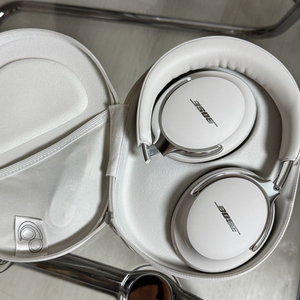 보스 qc 울트라 2세대 화이트스모크 헤드폰 헤드셋