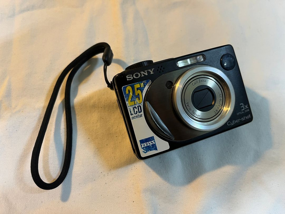 소니 사이버샷 DSC-W12 SONY Cyber-shot--1