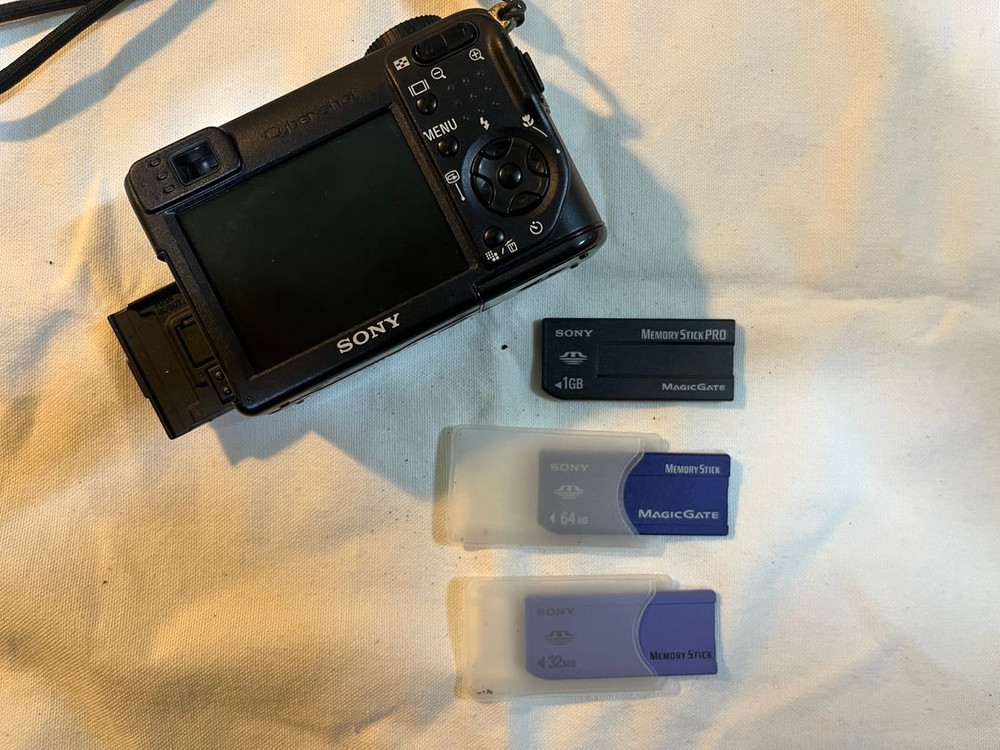 소니 사이버샷 DSC-W12 SONY Cyber-shot--4