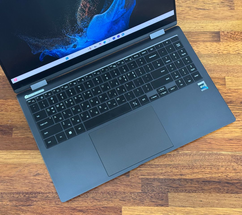 삼성 갤럭시북2 프로360 NT950QED i7/16GB/512 터치 중고노트북--2