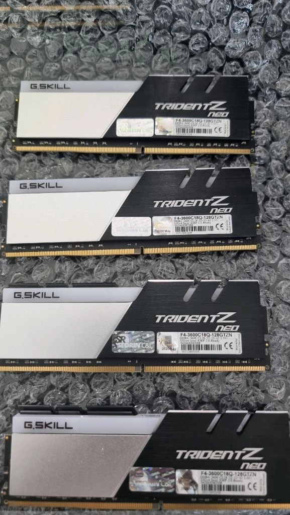 G.Skill Trident Z Neo 128GB (32GBx4) 램 이미지