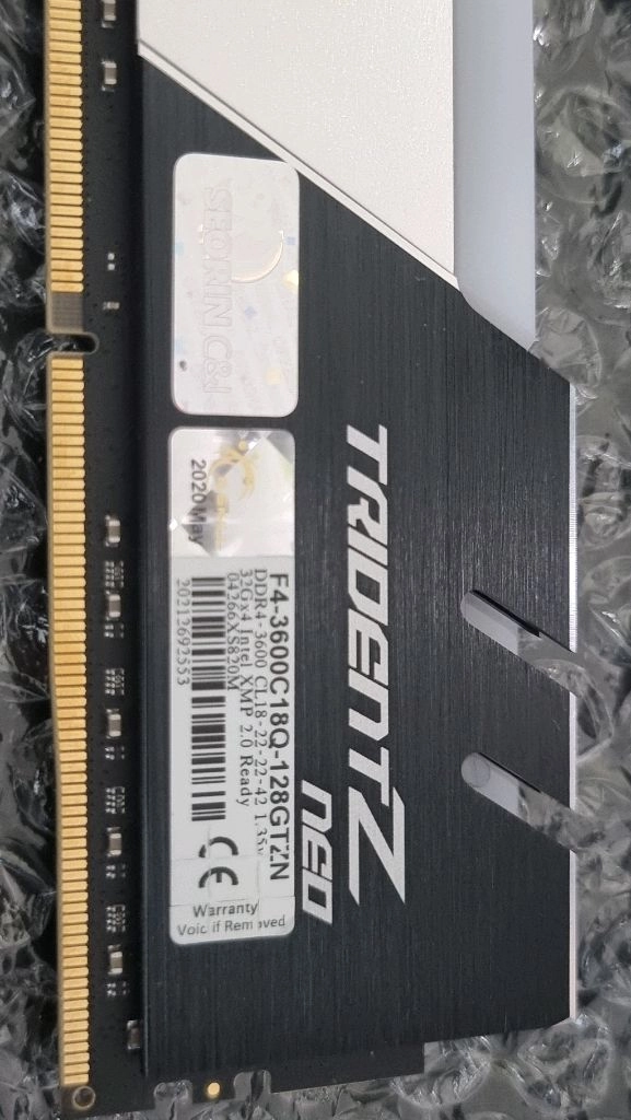 G.Skill Trident Z Neo 128GB (32GBx4) 램 이미지