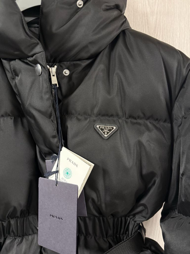 [40] 프라다 25fw 여성 포켓 벨트 패딩 새상품--2