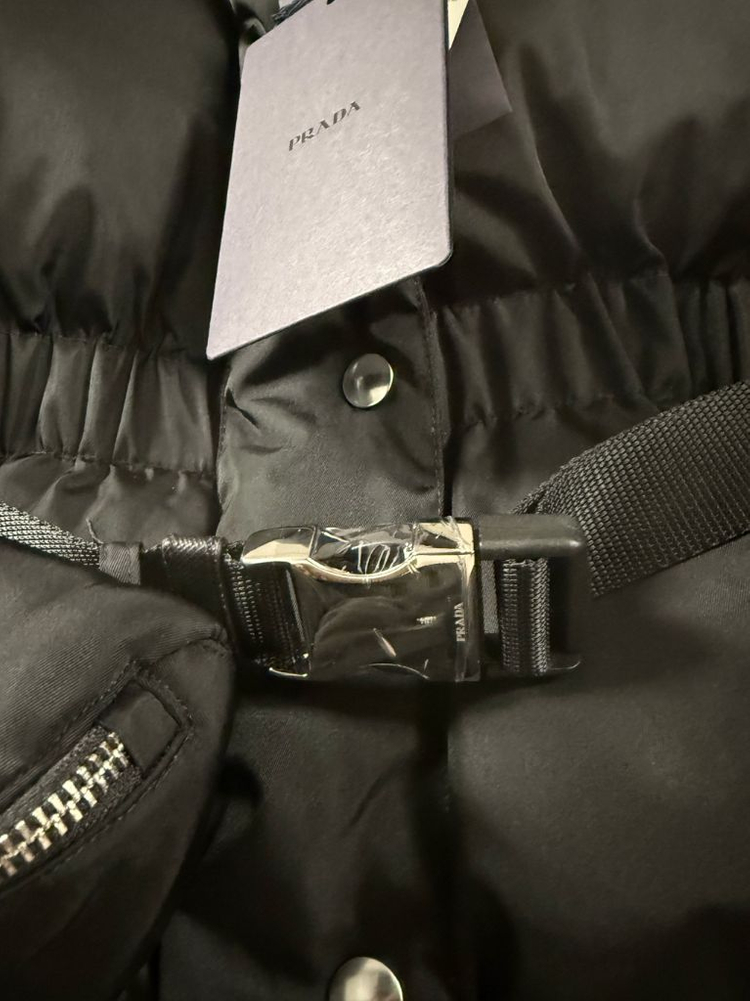 [40] 프라다 25fw 여성 포켓 벨트 패딩 새상품--4