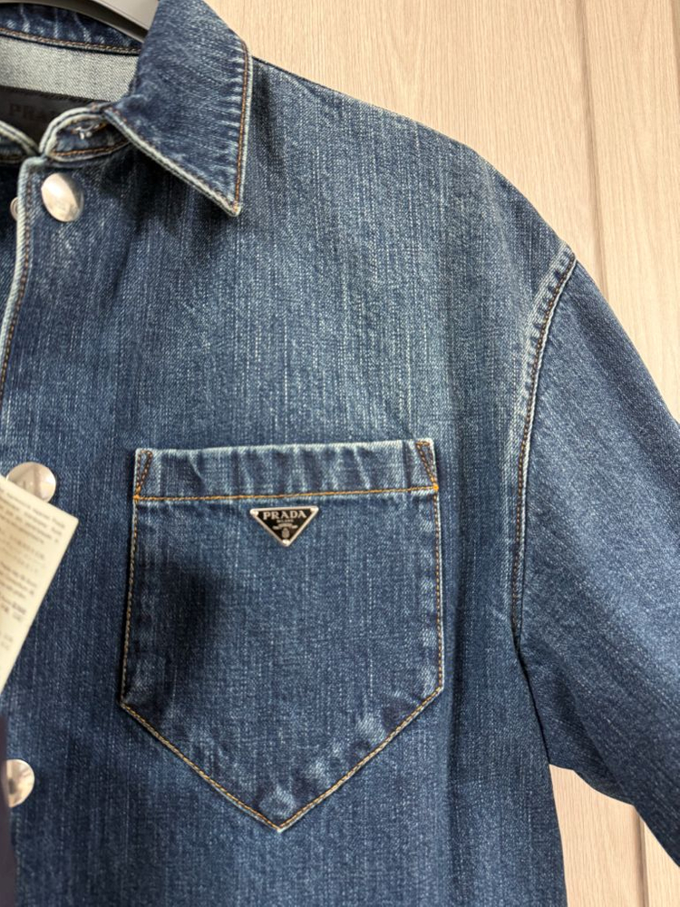 프라다 남성 반팔 데님 셔츠 새상품--2