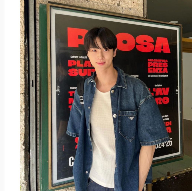 프라다 남성 반팔 데님 셔츠 새상품--6