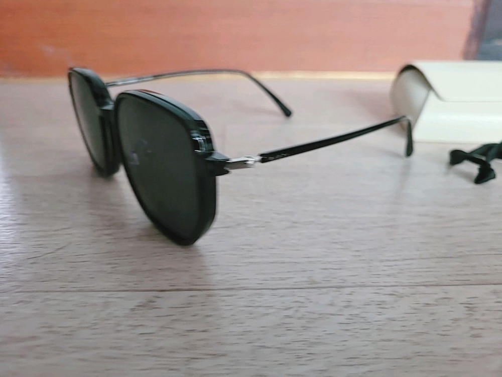 [ 미개봉새상품_고급 썬글라서 장착 겸용 블버핏 블랙철테 / 안경테 저렴히 판매 ]--4