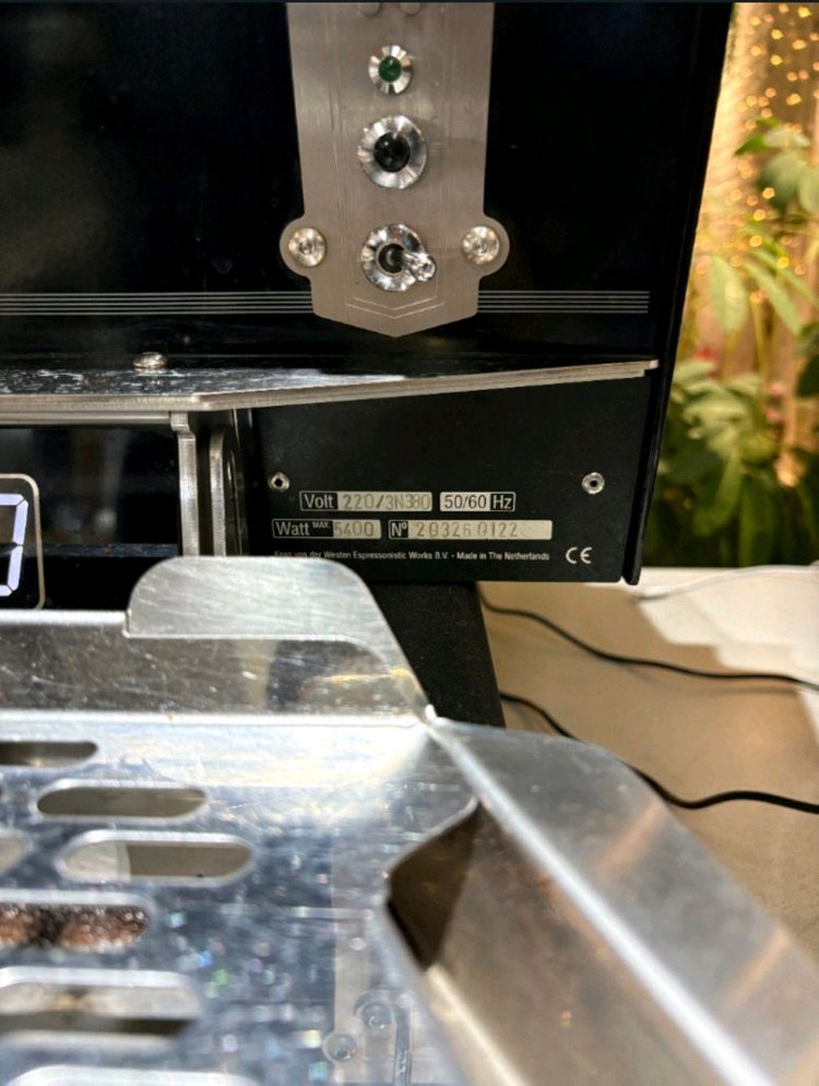 [2022년식] 키스반더웨스턴 슬림짐 커피머신--2