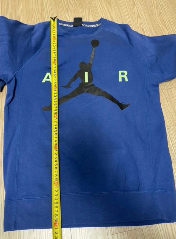 나이키조던맨투맨--4