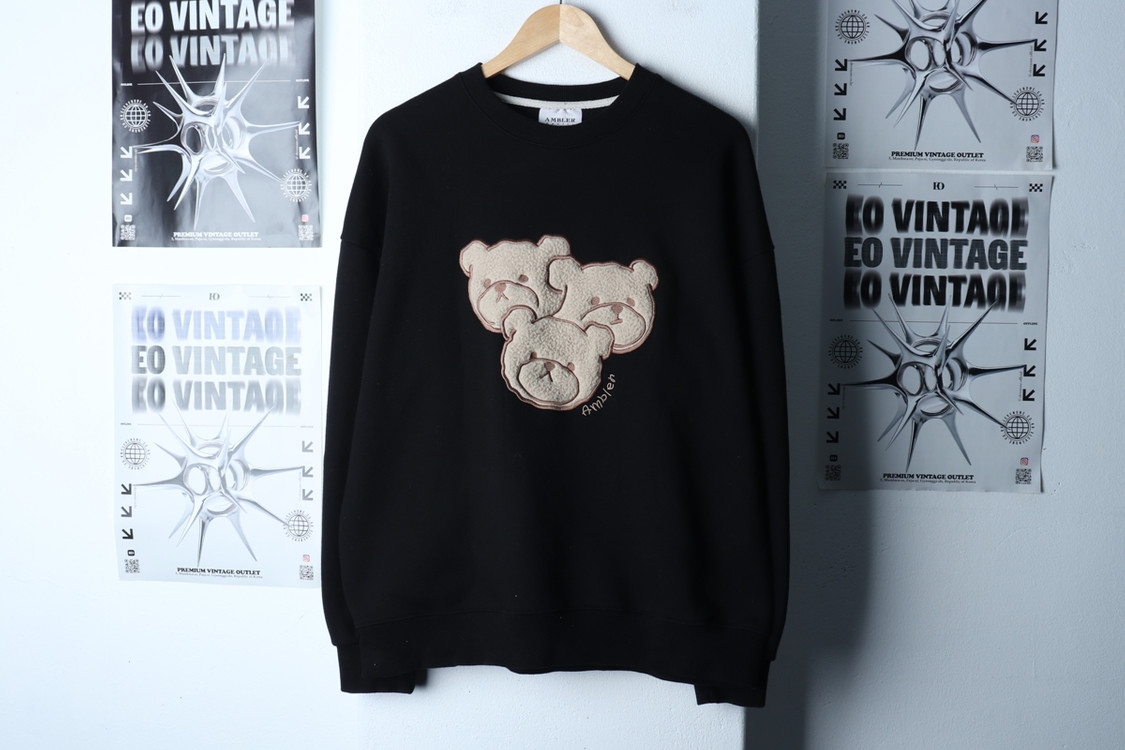 W(M) 엠블러 맨투맨 티셔츠 빅로고 블랙 올드스쿨--1