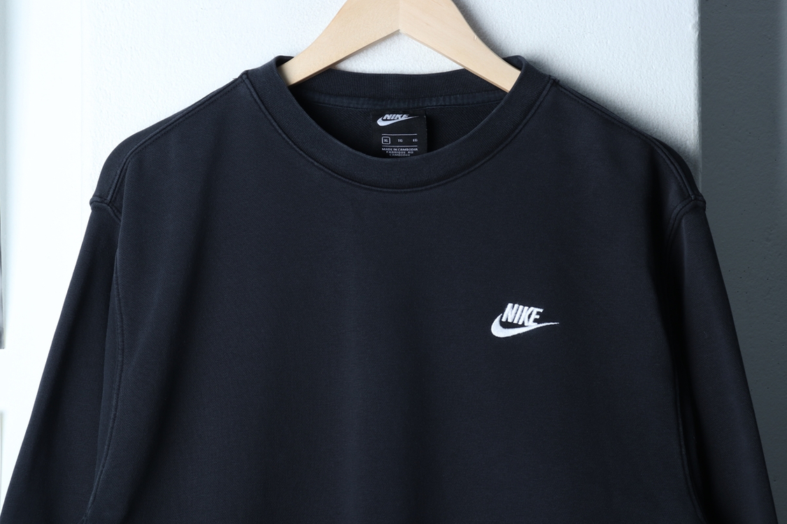 (XL) 나이키 맨투맨 티셔츠 사용감 스몰로고 블랙--2