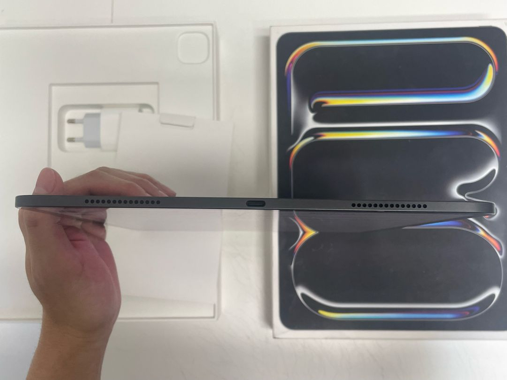 아이패드 프로 13 M4 256gb wifi 스페이스 블랙--3