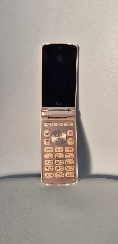 엘지 폴더폰 A급 효도폰 학생폰 고삼폰 공부폰--0