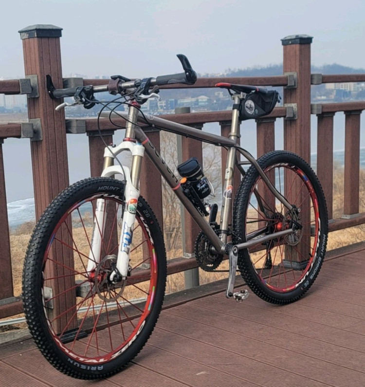 티타늄 세븐솔라 골드 mtb--1