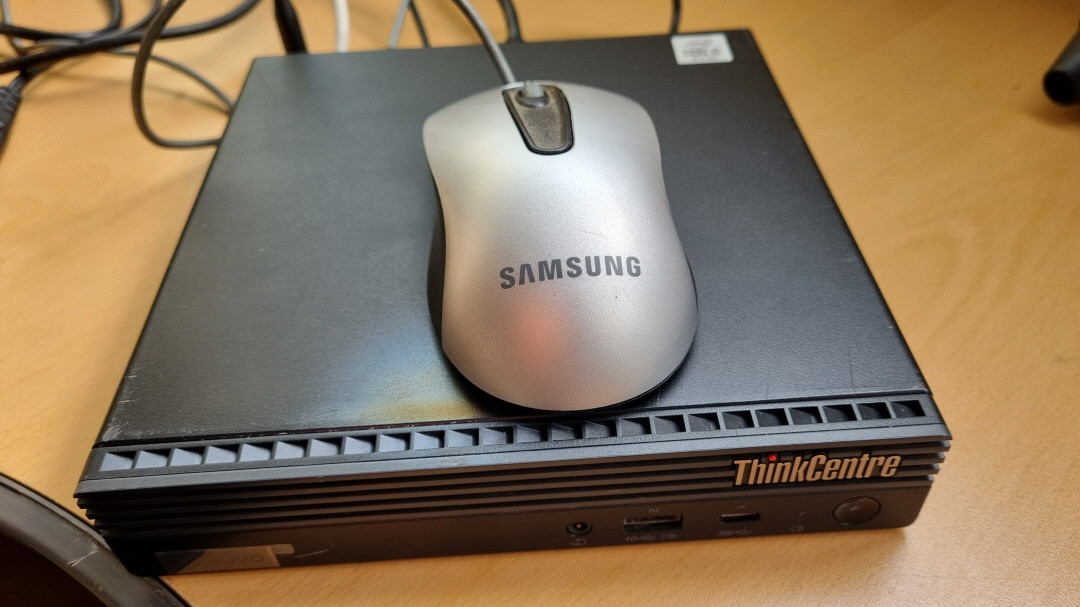 레노바 미니PC lenvo 11DT i5-10400T DDR4 8GB SSD 250GB 속도 아주 빨라요--1