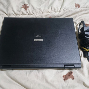 후지쯔 라이프북 시리즈 V1020 노트북