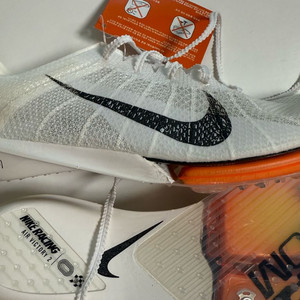 나이키 에어 줌 빅토리2 프로토 280 이미지