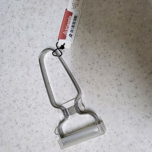 트라이앵글 필러 감자칼 사용전 판매합니다