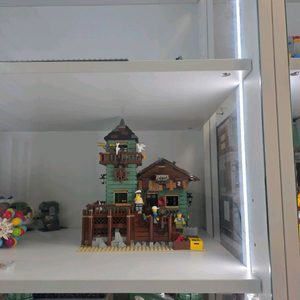 레고 21310 오래된 낚시가게 1회조립 최상품