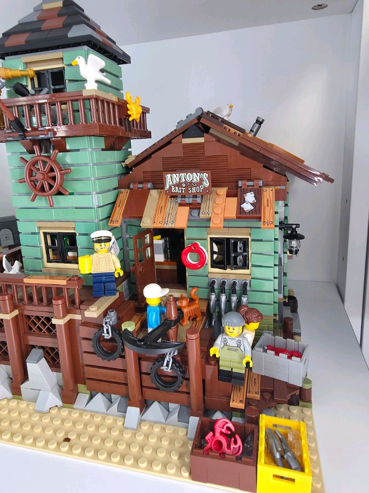 레고 21310 오래된 낚시가게 1회조립 최상품--2