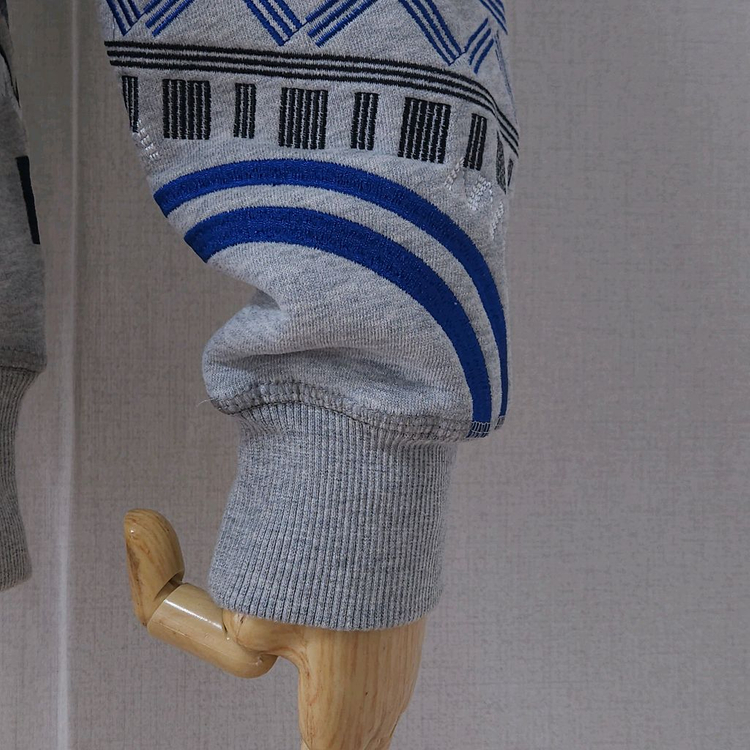 겐조 맨투맨 자수 날씬방--4