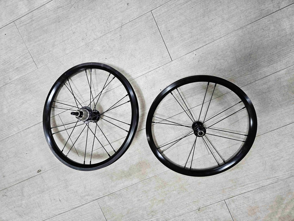 브롬톤 호환 외장휠셋 판매 이미지