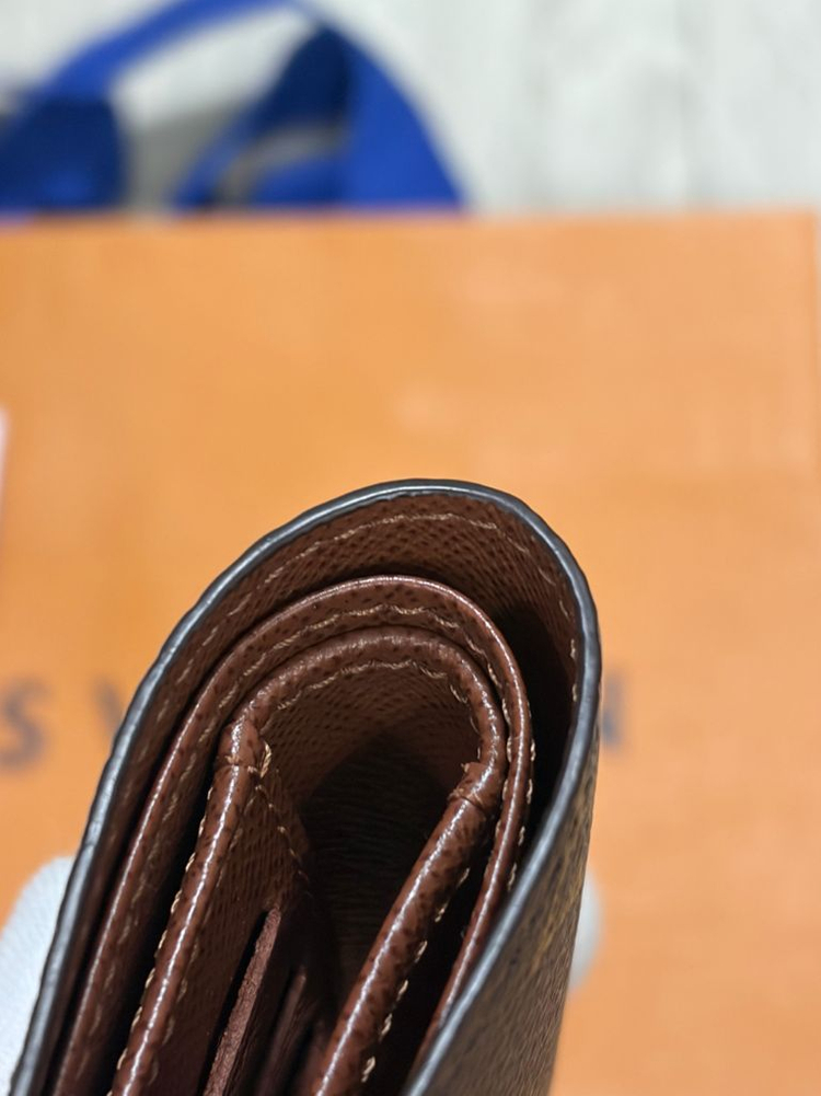 미사용새상품) 루이비통 모노그램 멀티플 반지갑 M60895--9