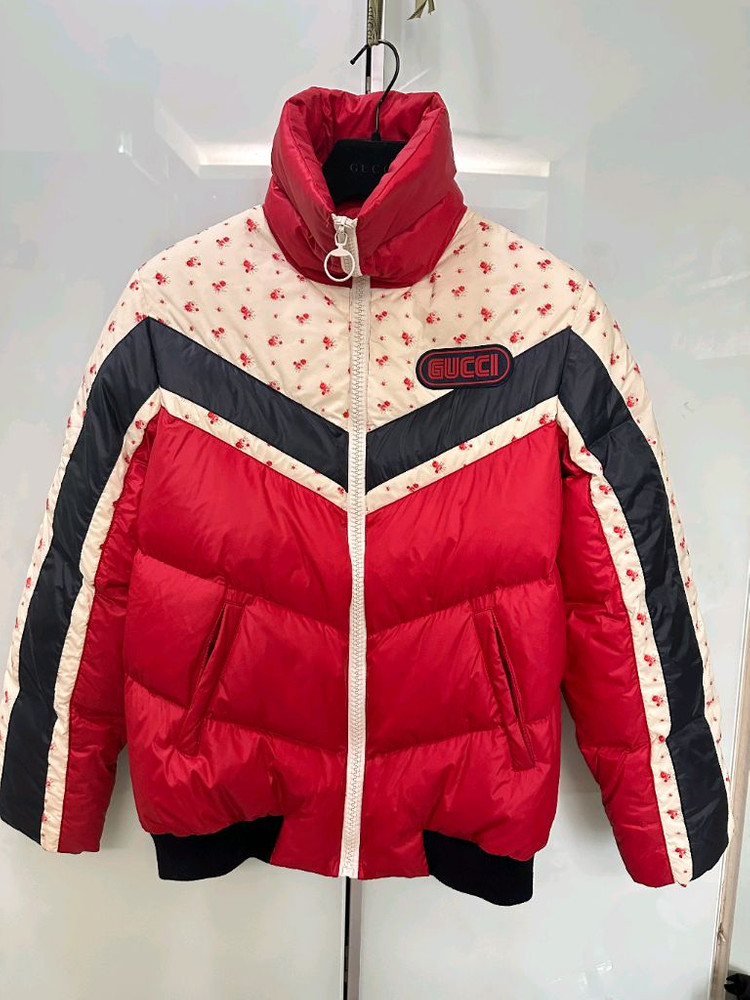 구찌 플라워 다운 패딩 이미지