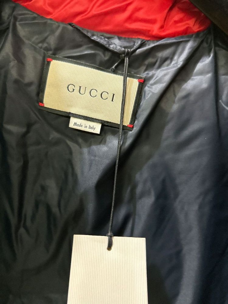 구찌 플라워 다운 패딩 이미지