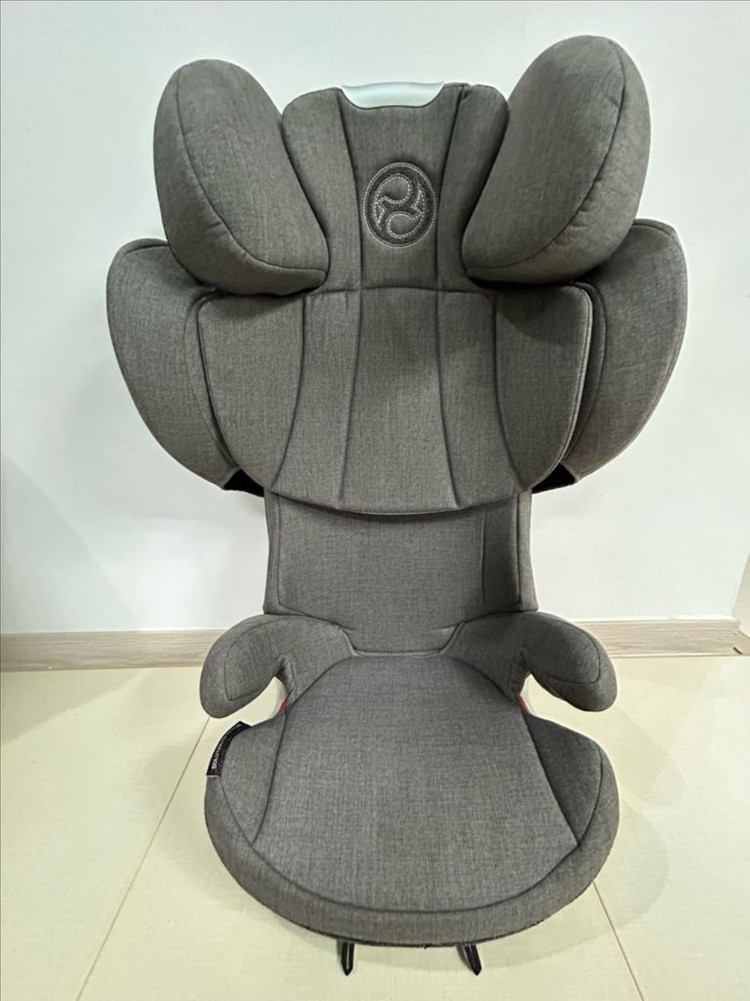 싸이벡스 솔루션 Q2 Fix Plus 주니어 카시트 + 니가드키즈3 발판--2