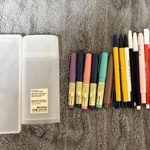 무인양품 펜, 케이스