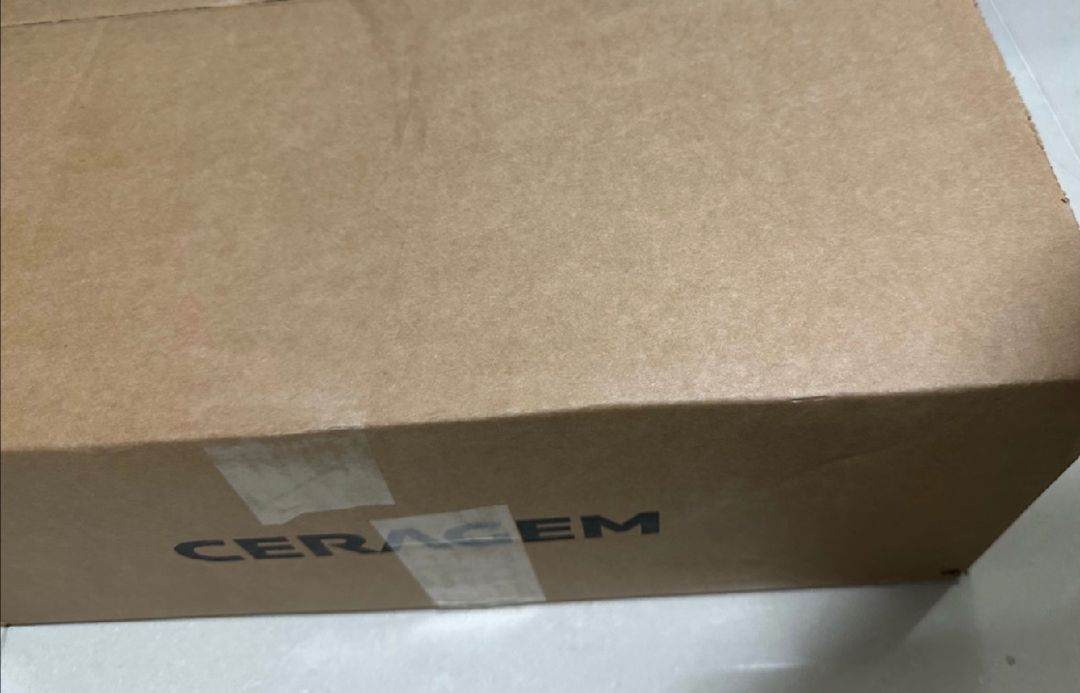 <미개봉 새제품> 세라잼 힐랙스 발마사지기입니다.--3