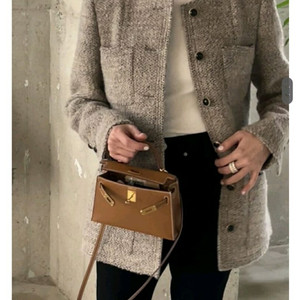 아뜰리에쎄모먼/트위드자켓/34사이즈/새상품/택포