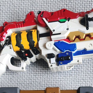 다이노포스 가브리볼버 가브칼리버 가브티라드 카니발 가브가브체인저 잔다썬더 다이노셀 보관함 이미지