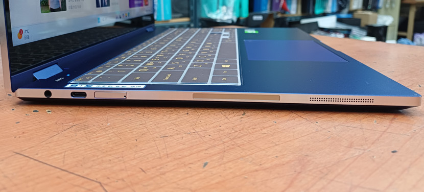 삼성전자 갤럭시북 플렉스 NT950QCG-X716A 인텔 i7 노트북 이미지