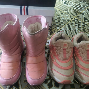 프로스펙스 여아 부츠 200 필라 겨울 운동화 210 이미지