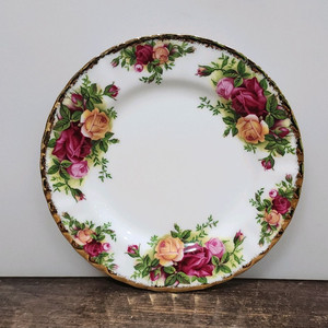 영국 로얄알버트 황실장미 평접시.