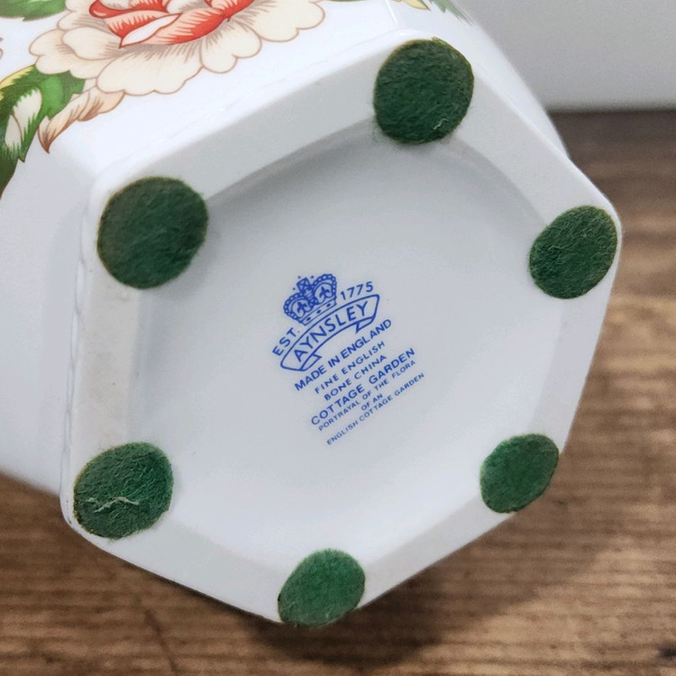 영국 앤슬리 코티지가든 각진 화병.--3