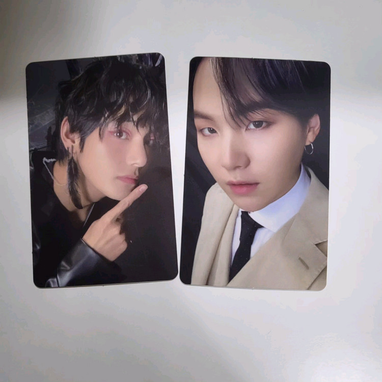 bts 방탄소년단 방탄 포카 굿즈 석진 윤기 태형 뷔 이미지